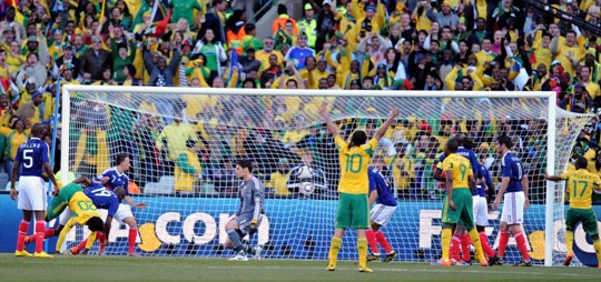  多特蒙德联赛八连胜创队史新纪录  