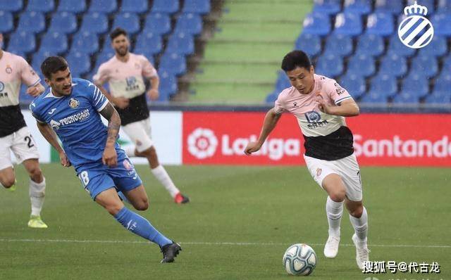  斯图加特保级关键战，顽强逼平劲旅保留希望